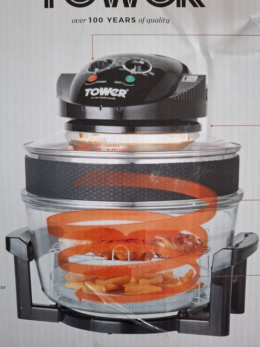 Forno de halogéneo da Tower