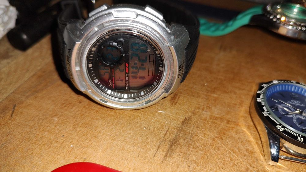 Суперлот наручных часов.