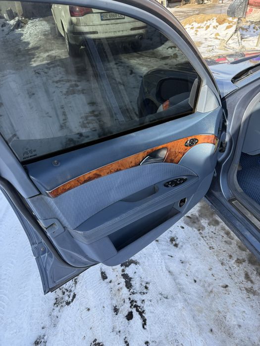 Продаж мерседес w211 2.2