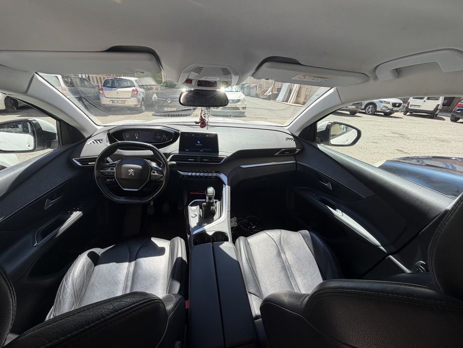 Peugeot 3008 PureTech 2019