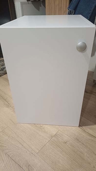 Biala szafka 40x45x58