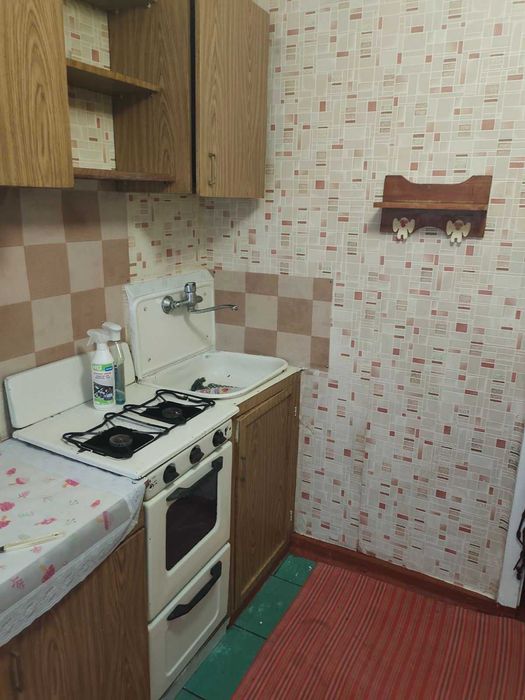 Оренда 1 к квартири молодіжний зуп 'Аврора'