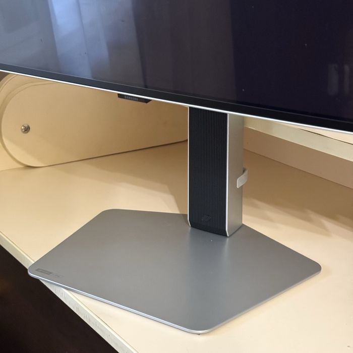 Монитор Samsung Odyssey OLED G6