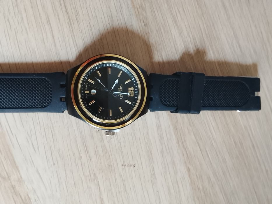 Título: Relógios estilo Swatch em plástico – Novos