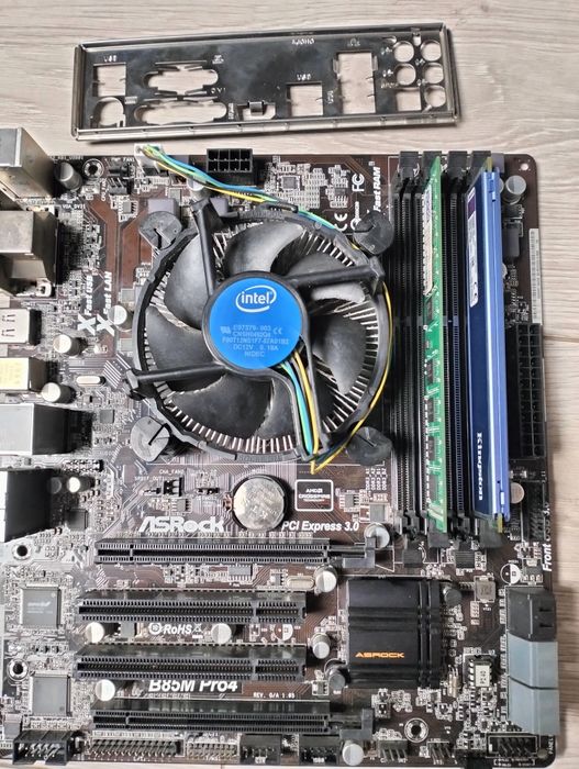 Płyta główna ASRock B85m Pro4 + ram + procesor