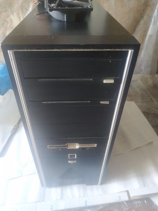 Компьютер б/у...