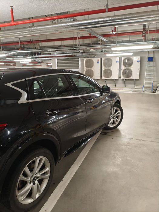 Infiniti QX30 Sprzedam Infiniti QX30 2.0 Benzyna 211 KM. Sprowadzony z USA przez pop