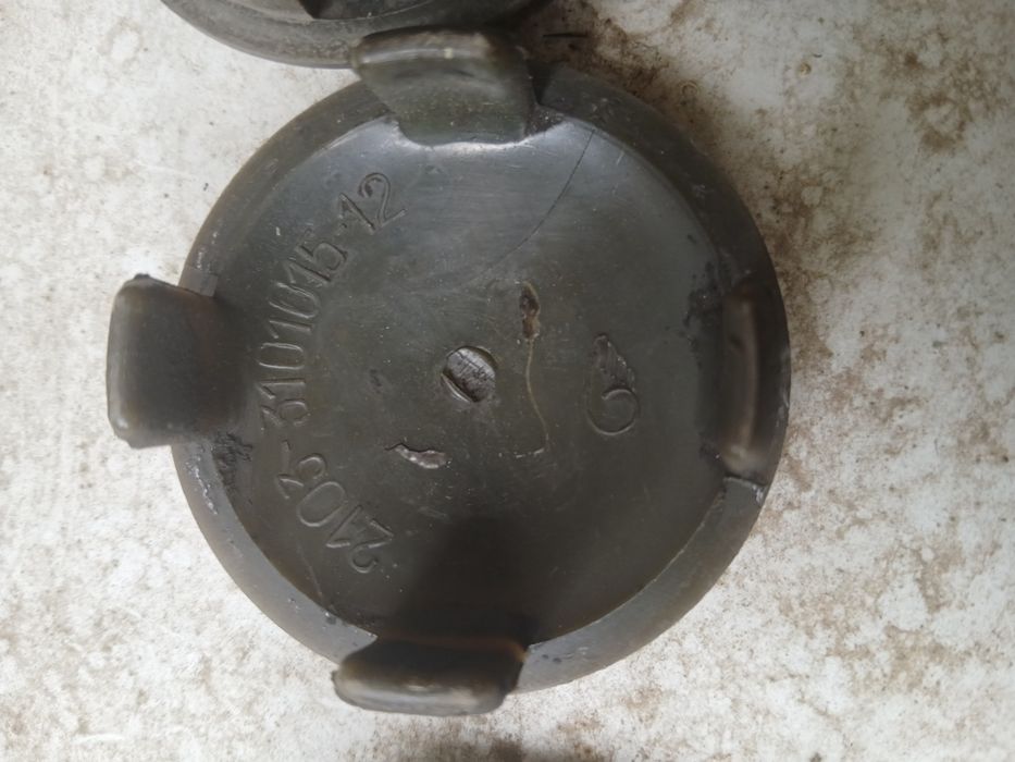 Продам Колпачки на диски