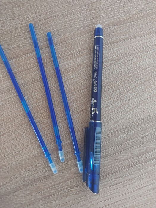 2 wymazywalne długopisy na Walentynki