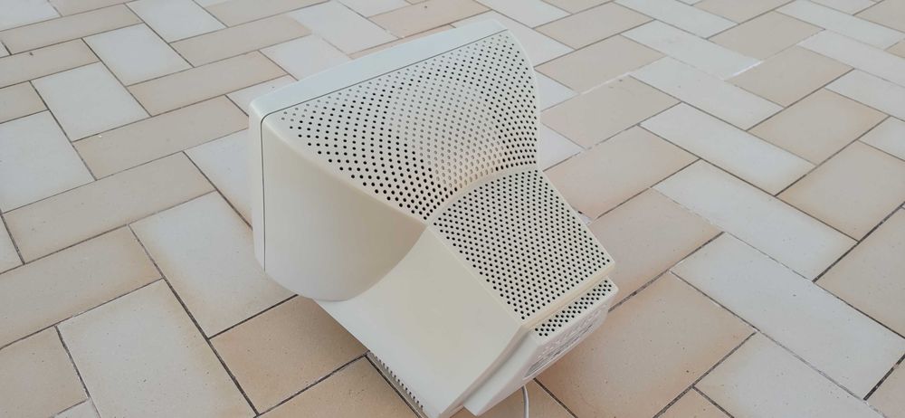 MONITOR 17" Philips 107E61