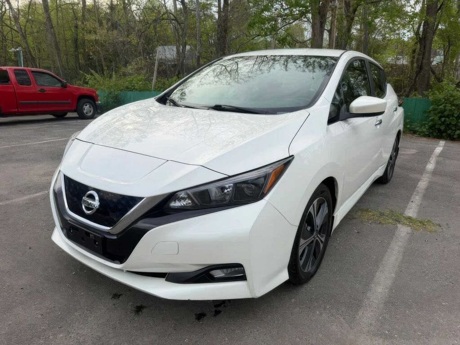Nissan LEAF S      2021