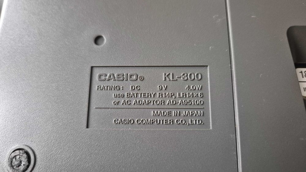 Drukarka etykiet samoprzylepnych Casio KL-300 + taśmy etykietowe