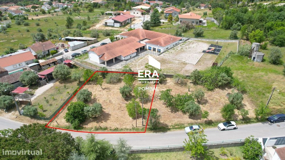 Terreno para construção com 490m2, Almagreira — Almagreira, Leiria