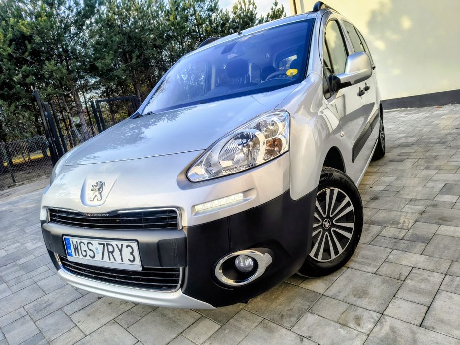 **Gwarancja Przebiegu** Oryginalny lakier! Idealny Stan