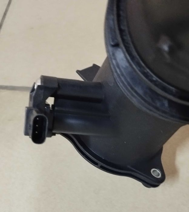 BMW X3 G01 X5 G05 7 G11 3 G20 5 G30 4 F36 Патрубок повітряний турбіни 13718601683 воздуховод на турбіну