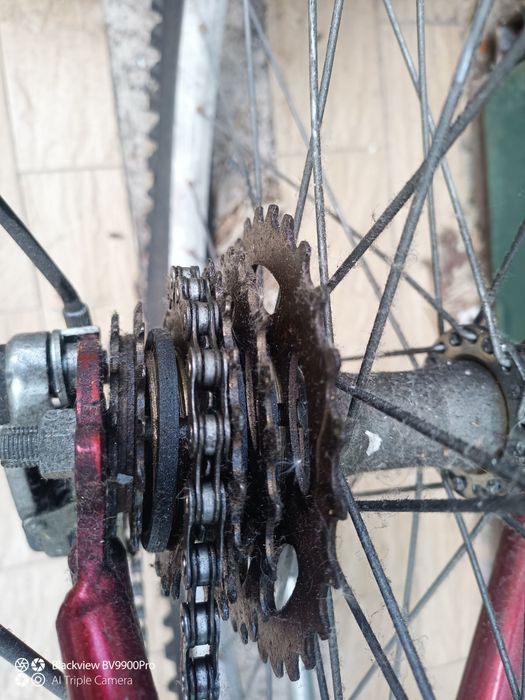 Bicicleta está quase nova acredite não é de luxo mas também não custa caro