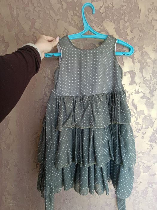 Продам платье для девочки