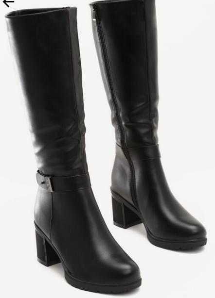 Зимние новые сапоги