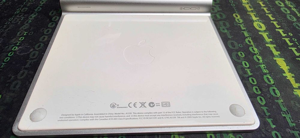Apple Magic Trackpad 1 A1339 Bluetooth – Touchpad do Mac / iMac Oryginał