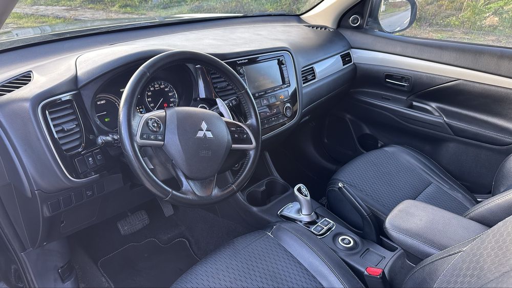 Mitsubishi Outlander PHEV PlugIn