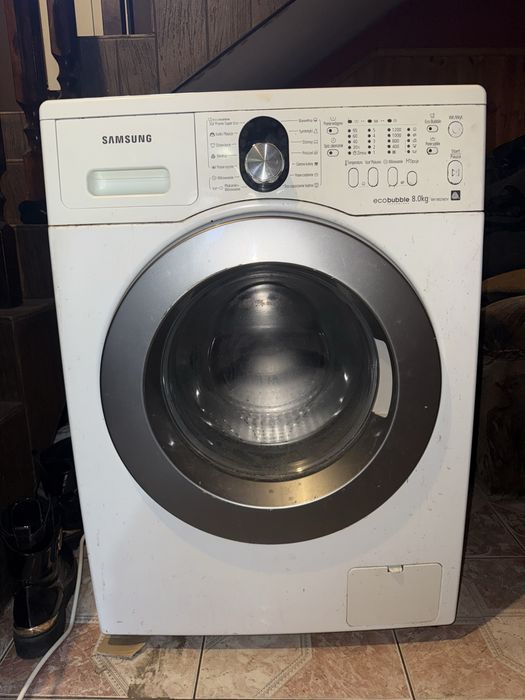 Sprxedam pralkę  automatyczną SAMSUNG 8 kg