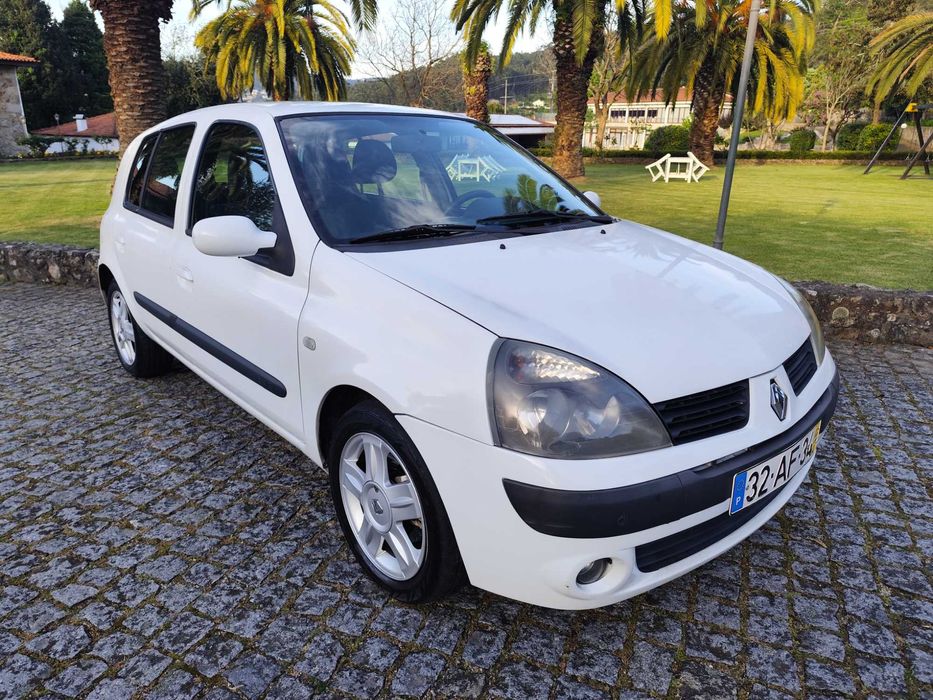 Renault Clio 1.5 Dci 80 Cv´s - Nacional - Motor com 150 Mil Km´s - 5 Lugares - Revisão Feita