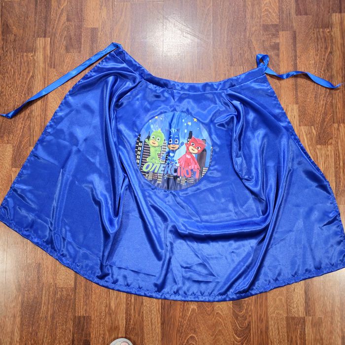 Герои в масках плащ, костюм карнавальный, надпист Алексею 7