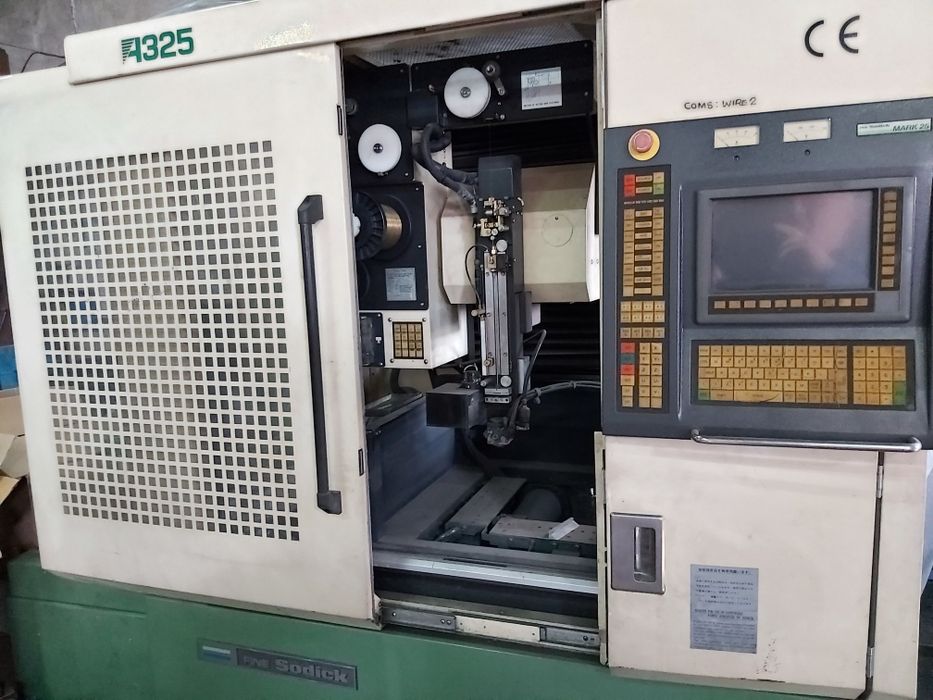 Продам электроэрозионый  станок Sodick  A325 . 1998г.выпуска