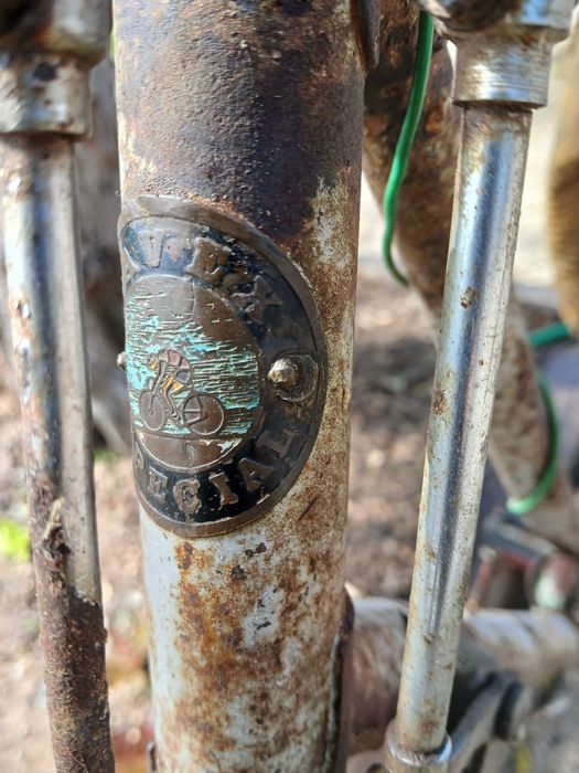 Bicileta Pasteleira muito antiga