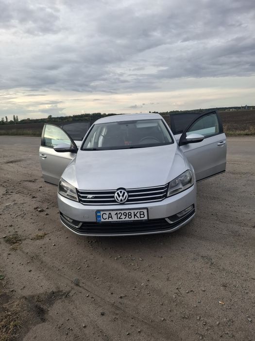 продається Volkswagen passat B7