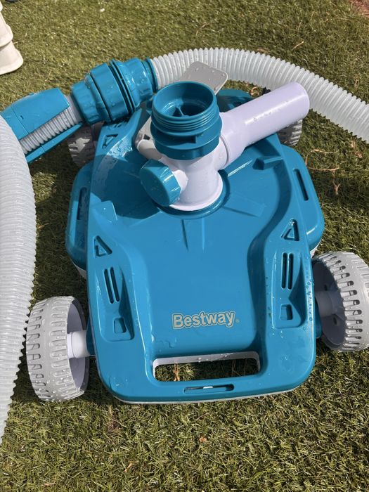 Aspirador de piscina