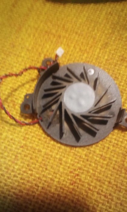 Запчасти ноутбука оперативная память динамики куллер Wi-Fi модул клава