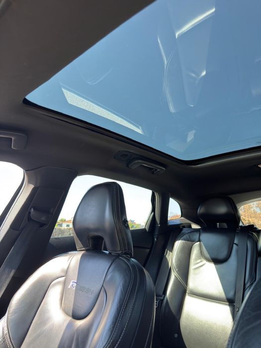 Volvo V40 D2 R-Design 1.6 Diesel full extras