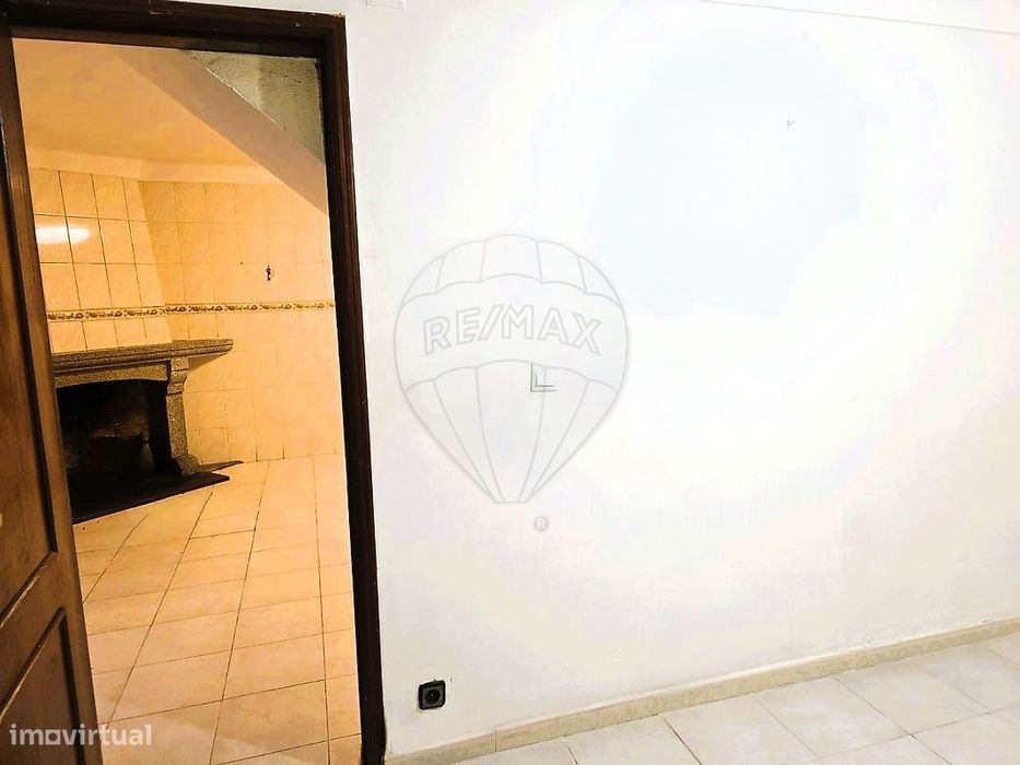 Moradia T4 para venda