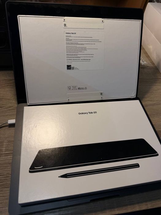 Планшет Samsung Galaxy Tab S11 Wi-Fi 12/128Gb Gray + Pen