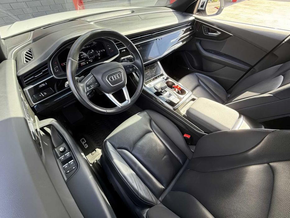 Audi Q8 quattro Prestige      2021
