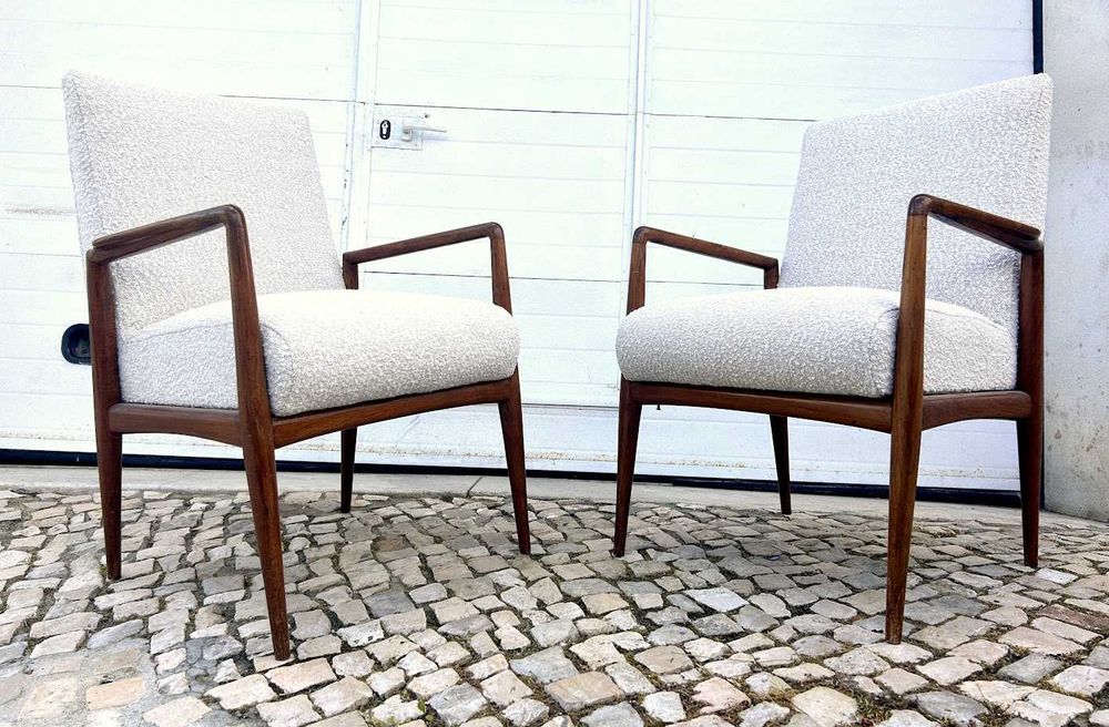 Cadeirão olaio vintage + 59comp x 64prof x 86alt.