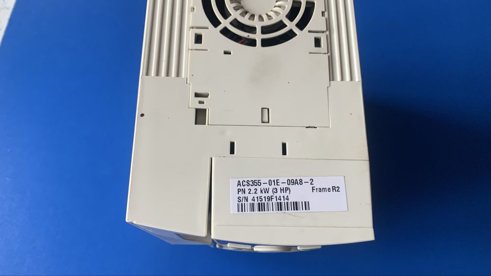 Перетворювач частоти ABB ACS355, P=2.2кВт