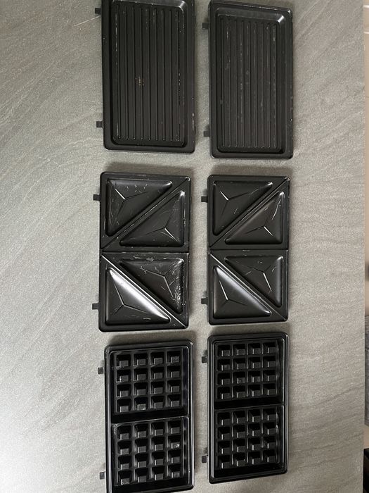 Opiekacz 3w1 Russel Hobbs toster gofrownica grill