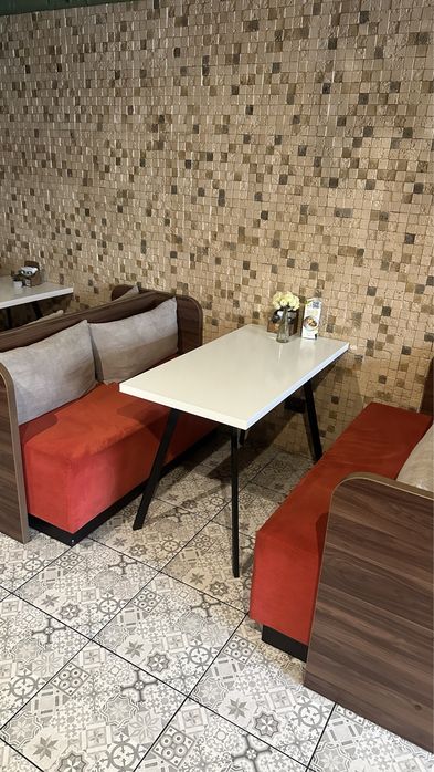 Продам мебель для кафе-ресторана