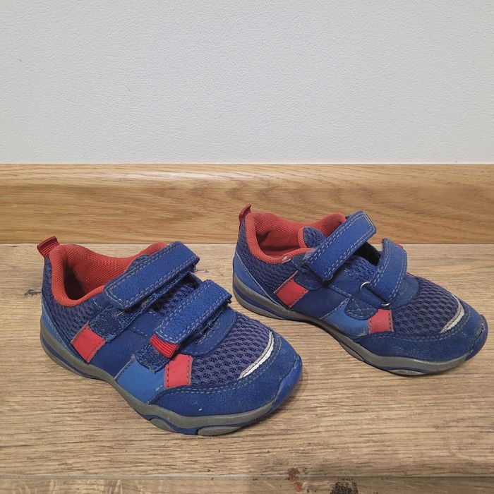 Buty chlopiece rozm. 26 firmy F&F