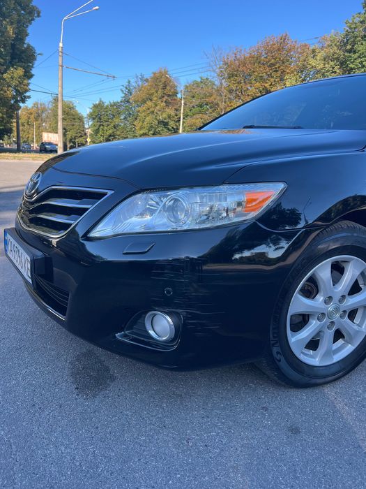 ПРОДАМ АВТО Toyota Camry