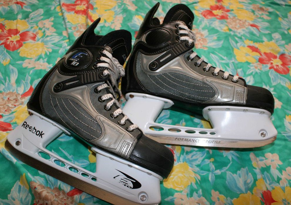 Хокейні ковзани CCM Externo E10 Ice Hockey Skates