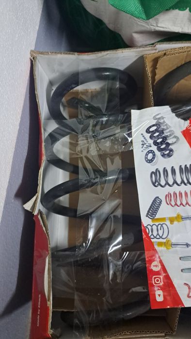 Kit suspensão Ford Mustang Mach e Premium