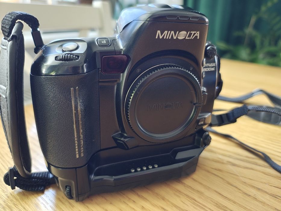 Grip VC-700 do Minolta Dynax 800si