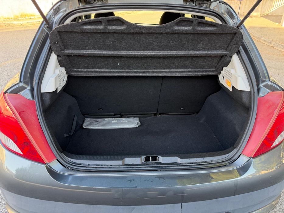 Peugeot 207 1.4
