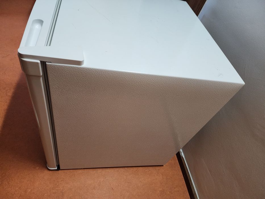 Mini Frigorífico Kunft (avariado)