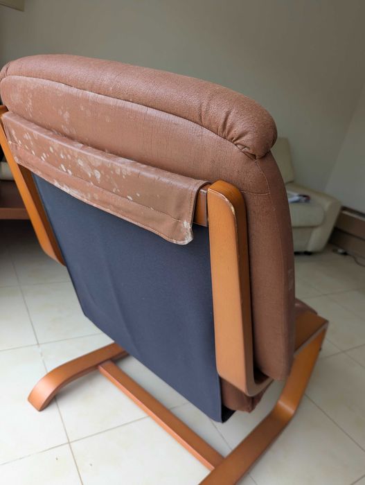 Conjunto 2 cadeiras de descanso, necessário estofar ou comprar protetor