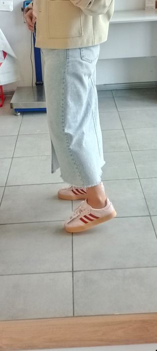 Кеди трендові  Adidas\натур.замша рожева пудра\ р.39
