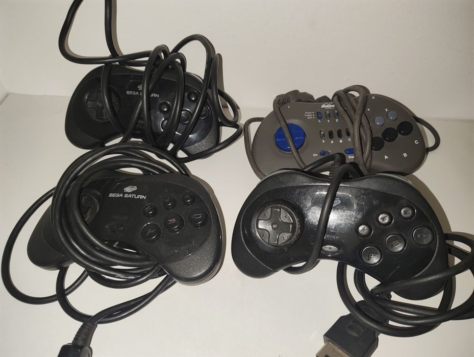 Sega Saturn Model 2 + 3 Comandos Originais + Volante Arcade Racer